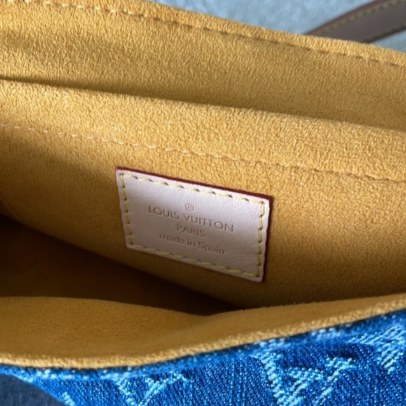 ❌❌ SOLD Louis Vuitton Denim Pleaty - Picture 5 of 7